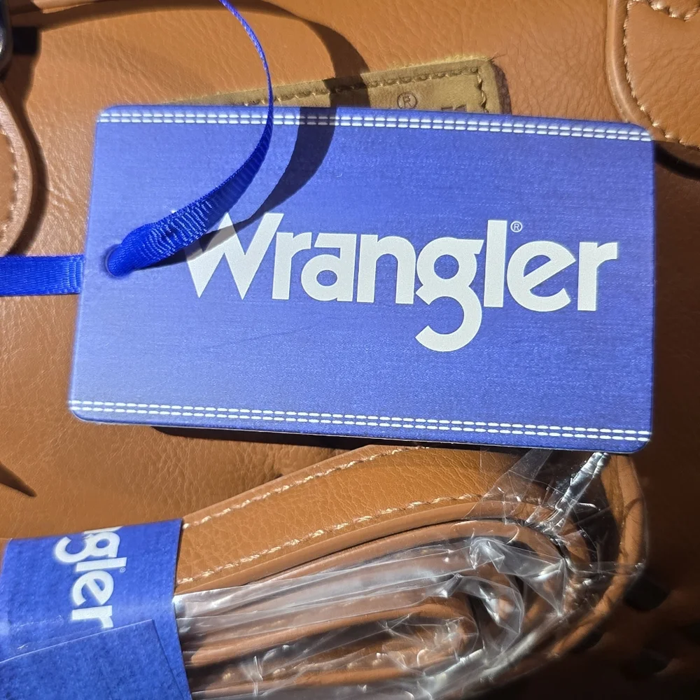 Wrangler W Barrel Purse
